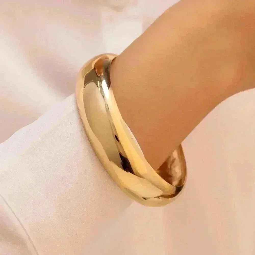 gold tone bangle minimelist chic